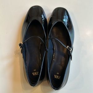 Zara black patent leather ballet flats